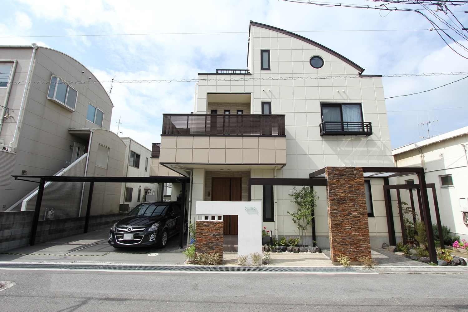 存在感のあるオープンデザイン