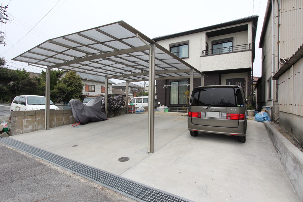 カーポート・照明・物置を追加で施工しました