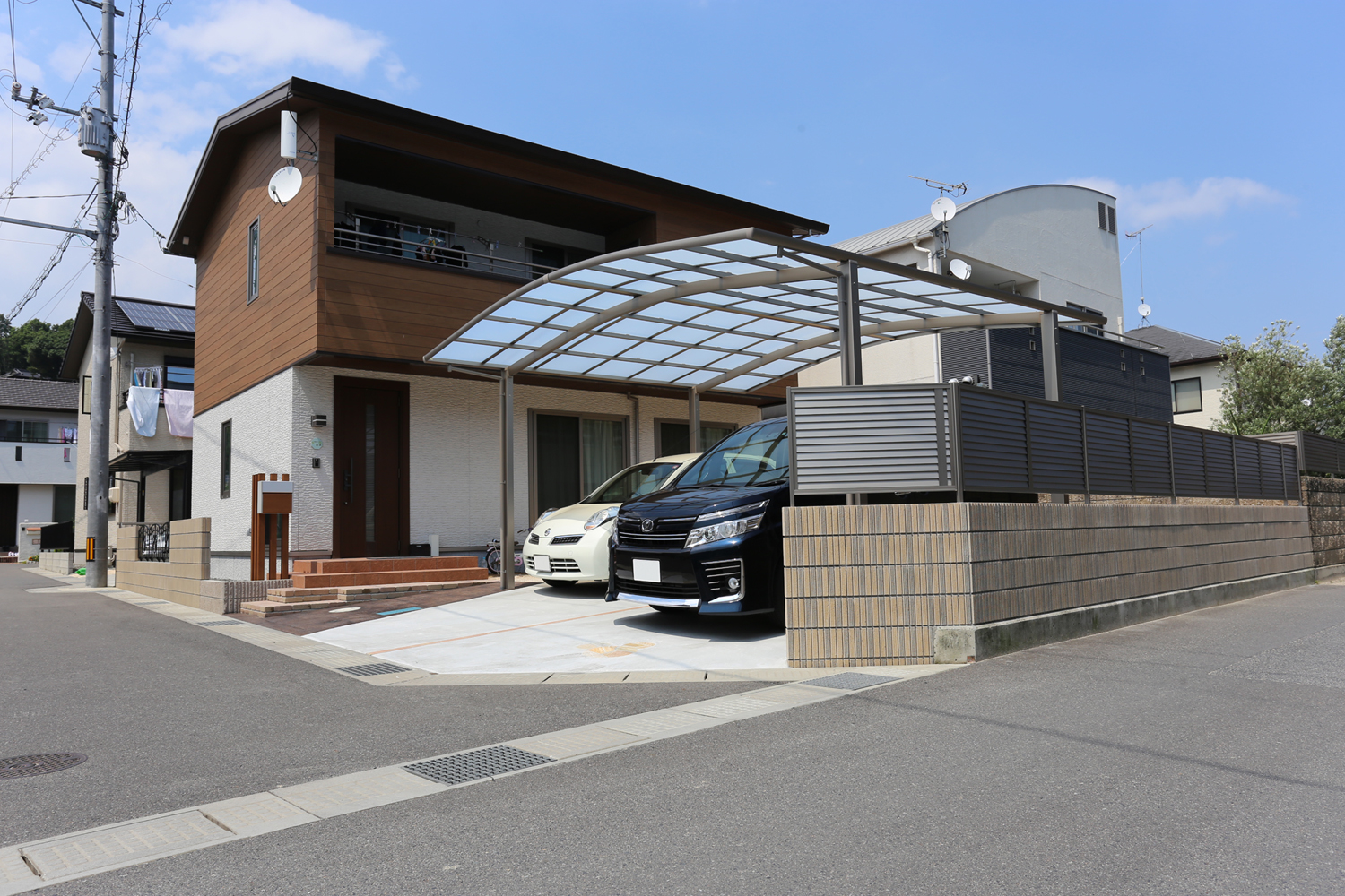 ナチュラルテイストでワンポイントが可愛らしい外構